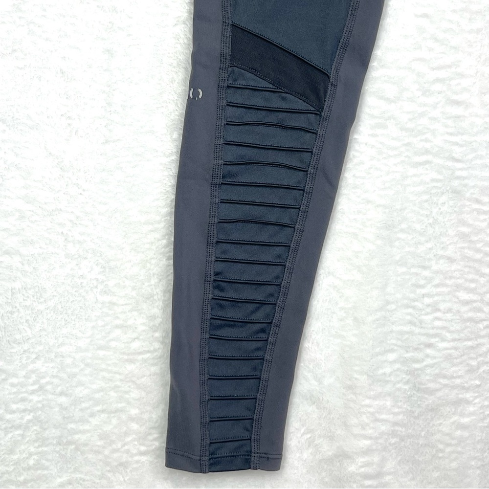 alo High Waist Moto Legging Gray Mixed Media Panel XS 2 4 - Picture 3 of 16